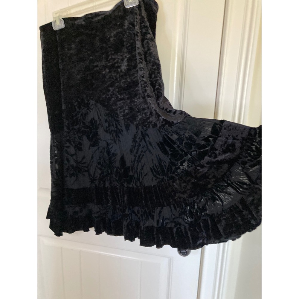 Joseph Ribkoff Black Velvet Floral Burnout Pleated Ruffle Midi Skirt 62276 Sz 14 - Picture 2 of 8